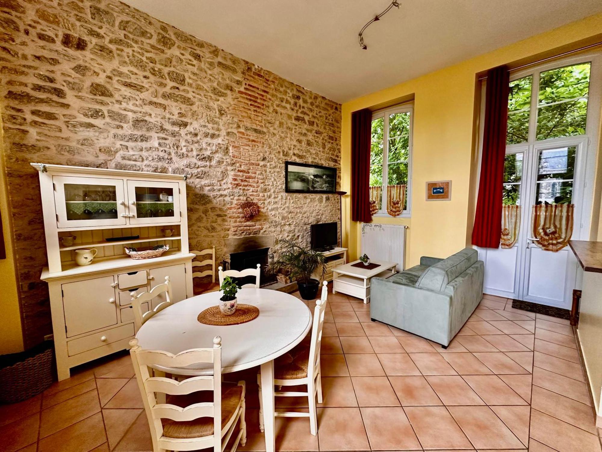 Cottage Dans Ancienne Ecole De 1850 - 2 A 4 Personnes 미실락 외부 사진